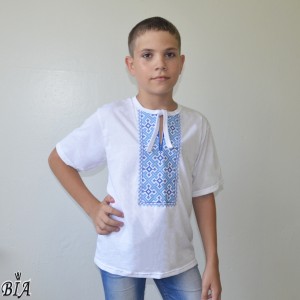 Вышиванка для мальчика короткий рукав с голубой вышивкой "Козацкий крест"